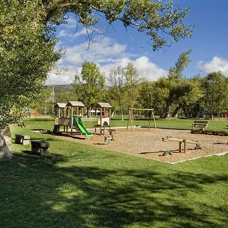 Anna Maria Janer Hostel Llivia